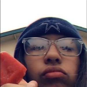 Meet your Posher, Alondra